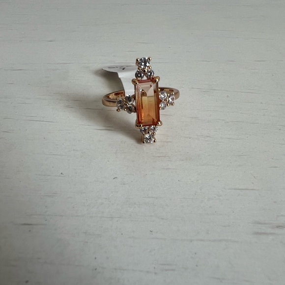 Lab Created Peach Ombré Crystal Ring - Picture 3 of 4